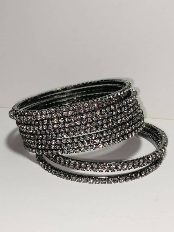 Fancy bangles 12 pieces sawa 2 size 1