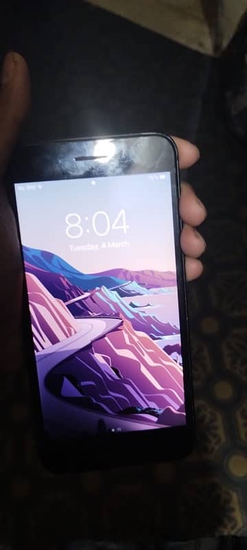 I am selling my iPhone 7plus 1