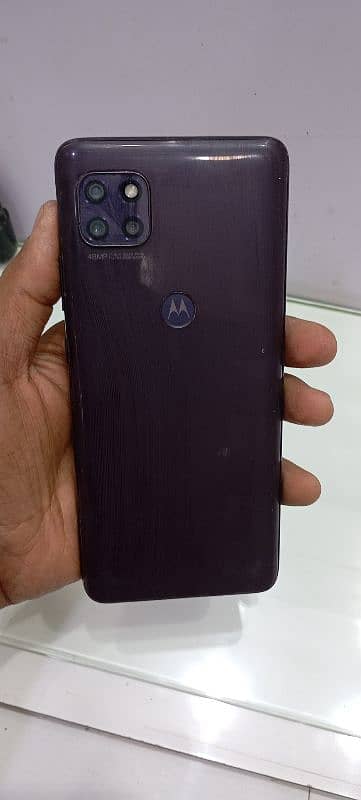 MOTOROLA ONE 5G ACE 1