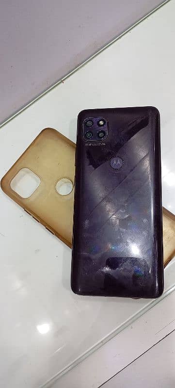 MOTOROLA ONE 5G ACE 8