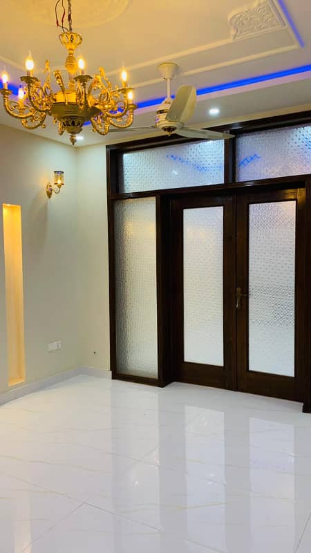 10 Marla brand New House For Rent Prime Location Allama Iqbal Town 0