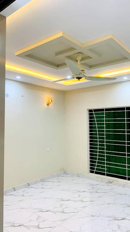 10 Marla brand New House For Rent Prime Location Allama Iqbal Town 3