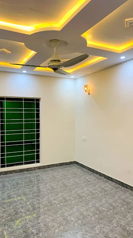 10 Marla brand New House For Rent Prime Location Allama Iqbal Town 7