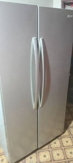 oreint double door fregd modle 698ss whats up nmbr 03057782346