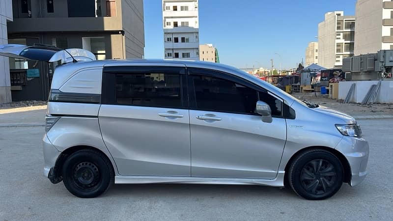 Honda Freed 2012/18 4