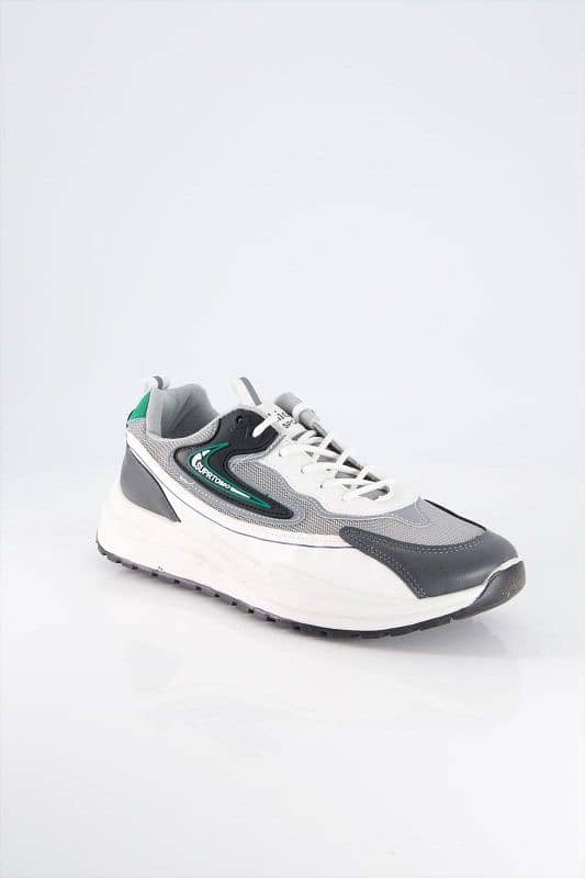 imported sneakers for men / free home delivery 1