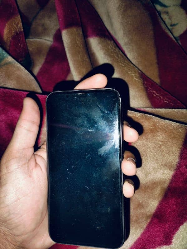 iphone 11 good condition water pack 1