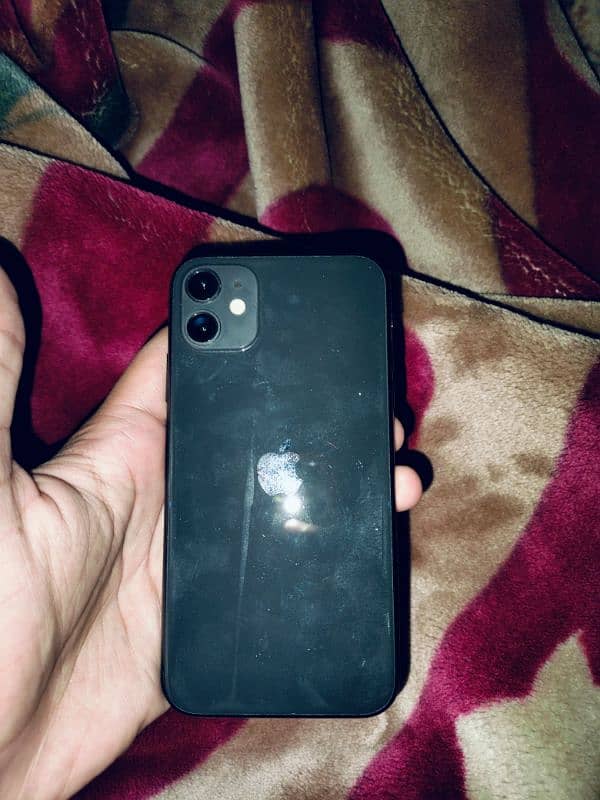 iphone 11 good condition water pack 4