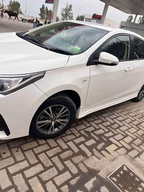 Toyota Corolla GLI 2018 special edition (03006043061) 16