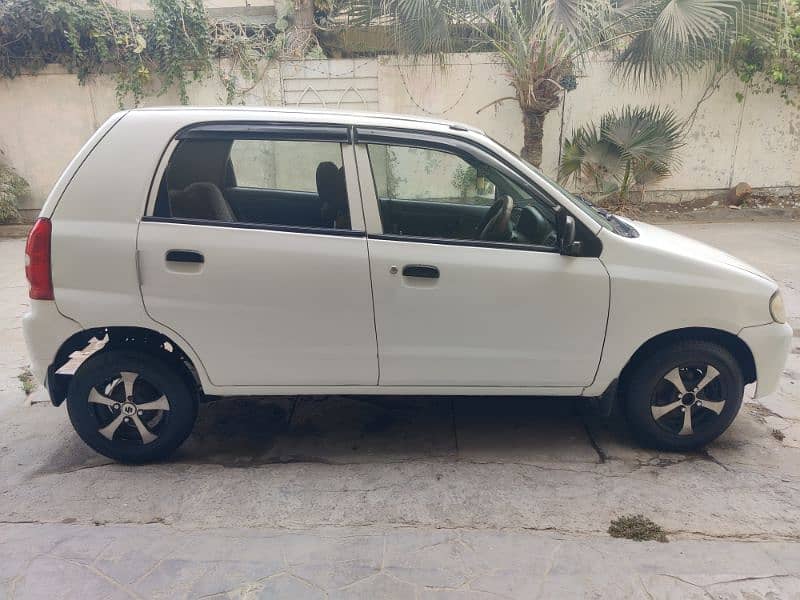 Suzuki Alto 2012 3