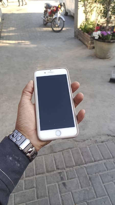 iPhone 8Plus Urgent Sale 2