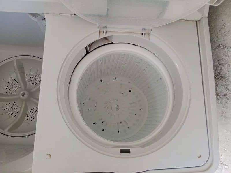 new Washing machine and dryer 3