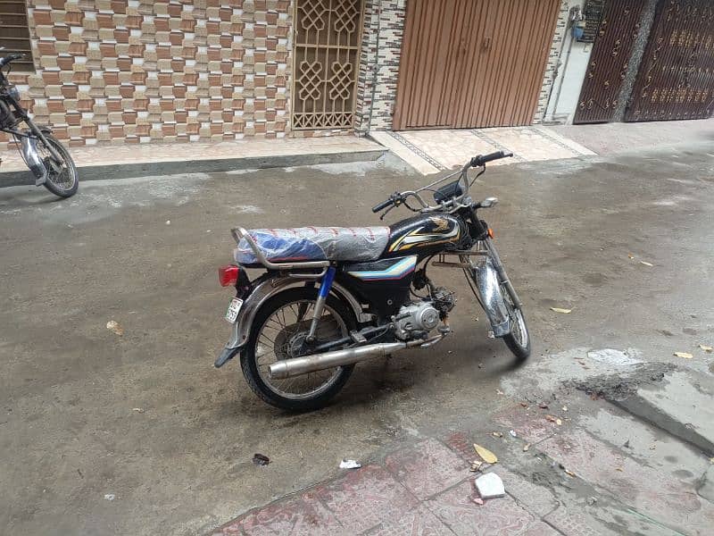 Honda CD 2011 model 2