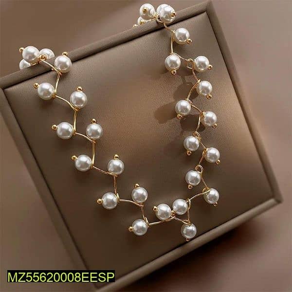 pearl necklace on sale 3