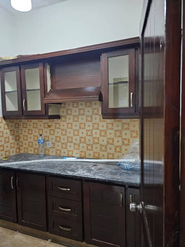 E-11 Islamabad one bedroom unfurnished apartment for rent 2