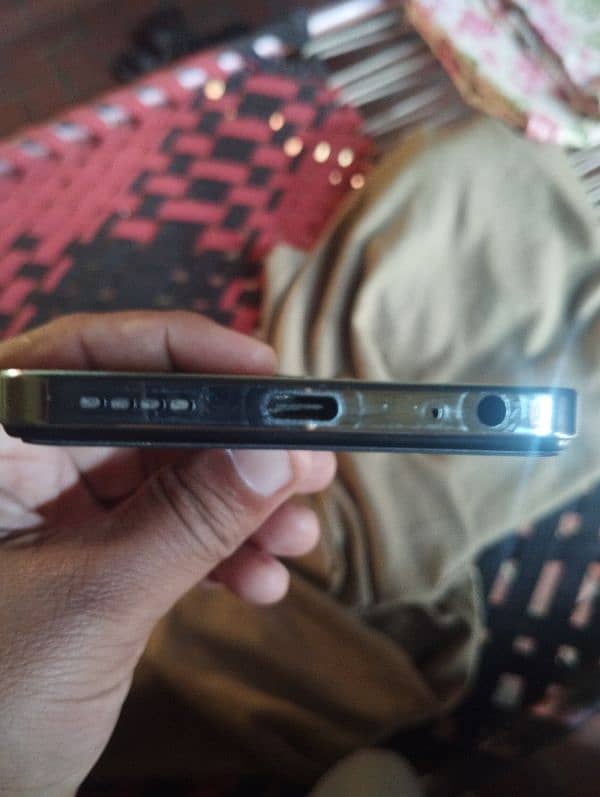 Infinix hot 40i 8/128 for sale 2