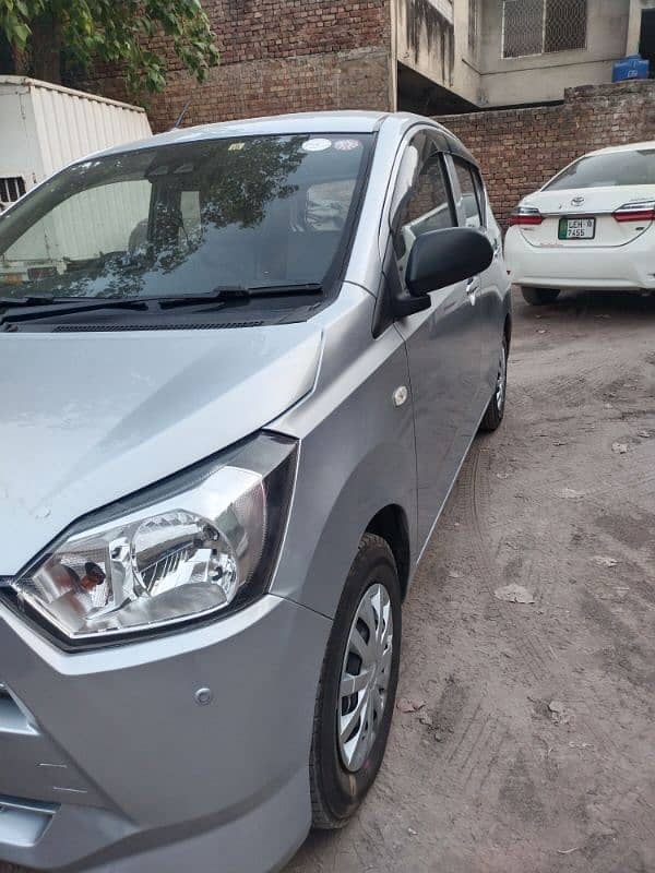 Daihatsu Mira 2017 10