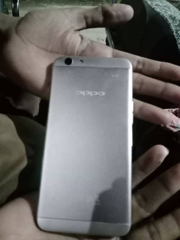 URGENT SALE (OPPO F1s) 1