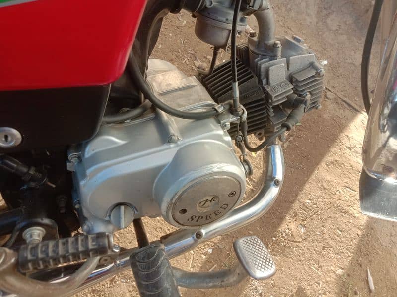 HiSpeed 70cc (2023 Model) – Excellent condition. Smooth ride, 2