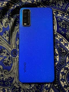 vivo y20. it is very good condition. not open.