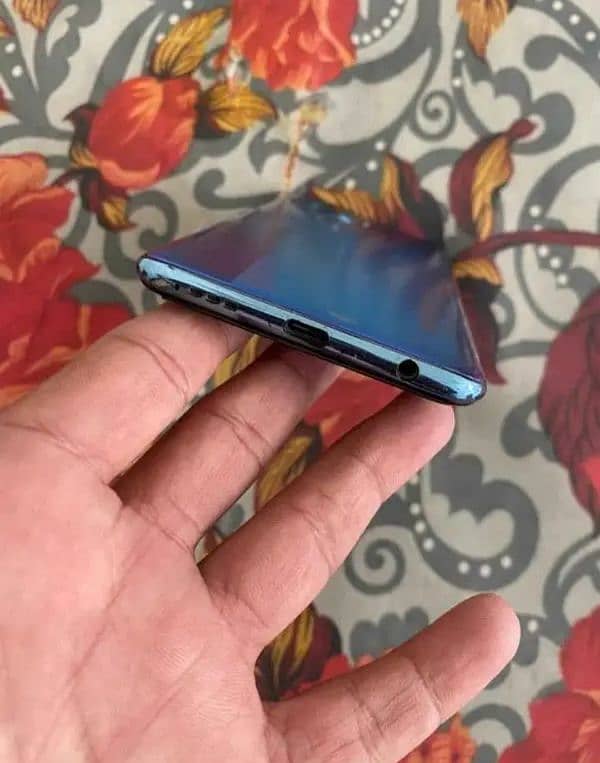 Oppo F17 Pro 8/128 Contact Number, 0305,694,94,75 WhatsApp And Call 4