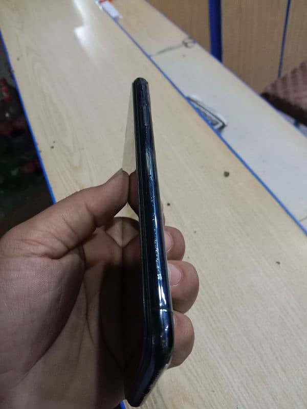 iPhone 11pro max 256/gb non pta jv 3