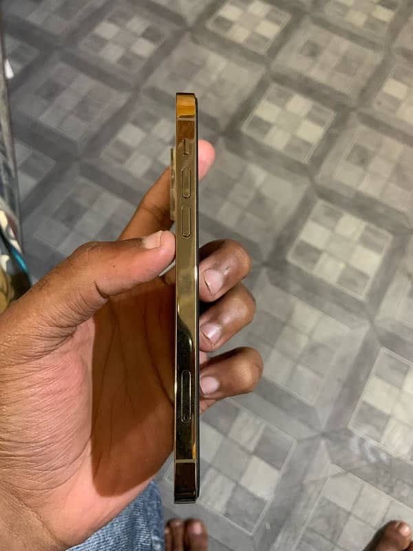 iPhone 12 Pro urgent sale no exchange 2