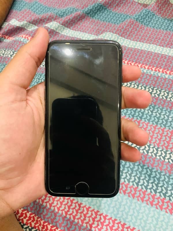 i phone 7 PTA Approved in good condition 1