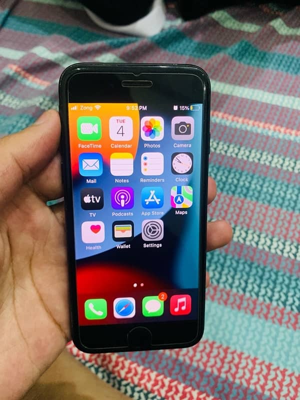 i phone 7 PTA Approved in good condition 5