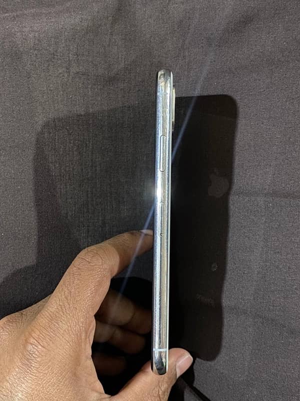 iphone x 64gb pta aprooved 5