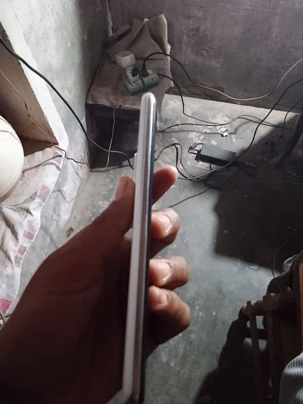 HUAWEI P30 lite 4 ram 128 gb 3