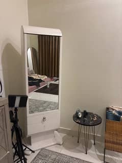 makeup vanity