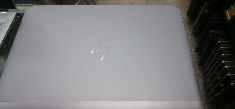 hp zbook 15 g5 core i7 8th generation dedicated 4gb graphic card 3