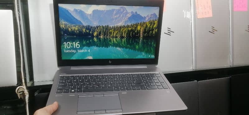 hp zbook 15 g5 core i7 8th generation dedicated 4gb graphic card 6