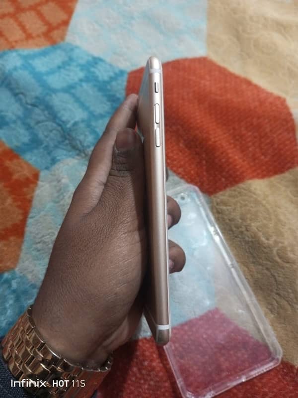 iPhone 6s Plus official pta 2