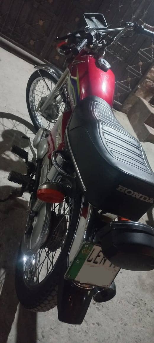 Honda CG 125 2017 6