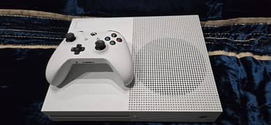 xbox one S 1 Tb