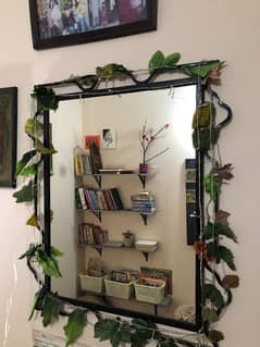wall hanging mirror
