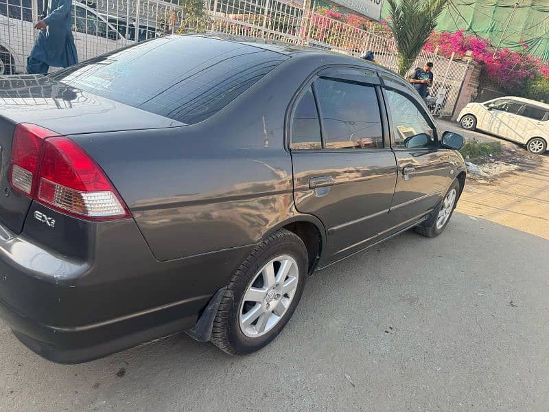 Honda Civic EXi 2005 1