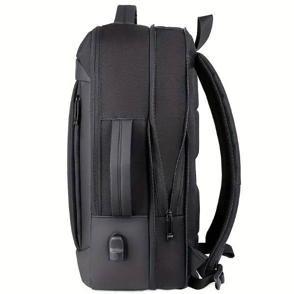 Large Capacity Luxury Laptop Backpack Bag with USB Cable 1