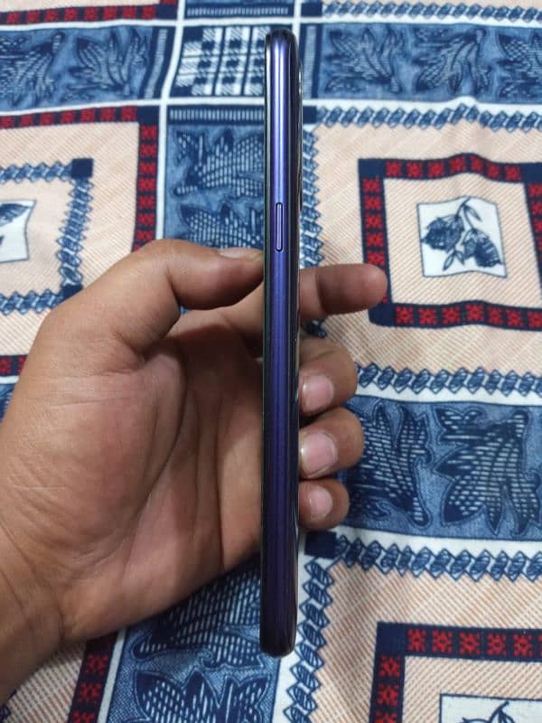 realme 5 4gb 64gb no any single fault 2