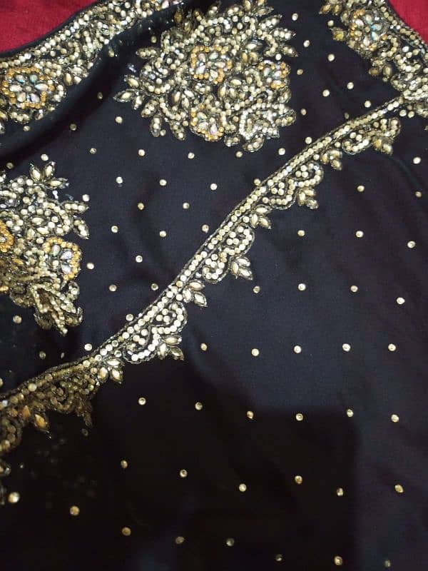 black sari in good condition 5