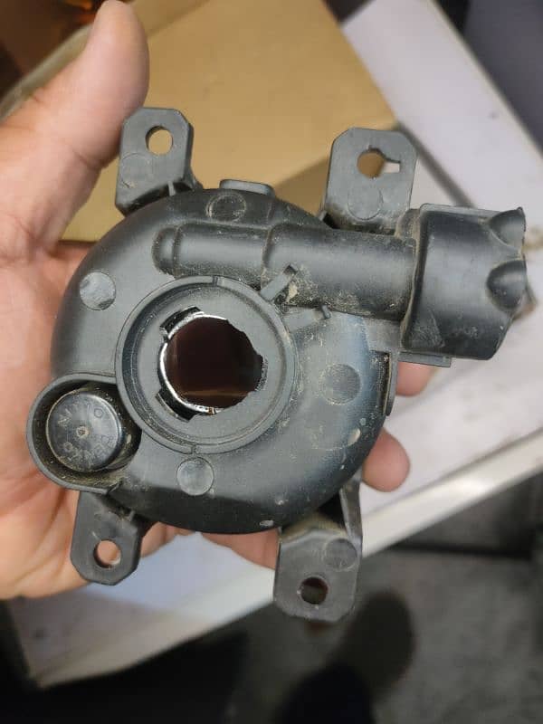 HONDA CIVIC X OEM FOG LIGHT USED CONDITION 3