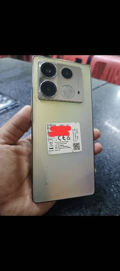 Infinix Note 40 complete box 8/256 in warranty