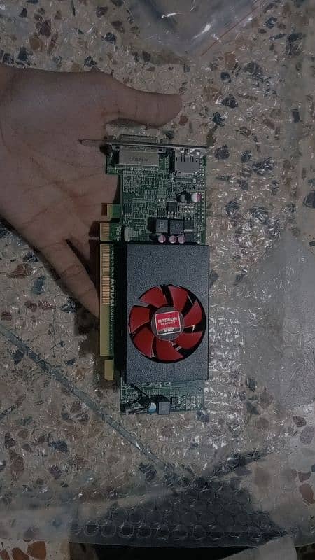 1 GB graphic card 1