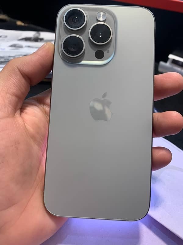 Iphone 15 pro 0