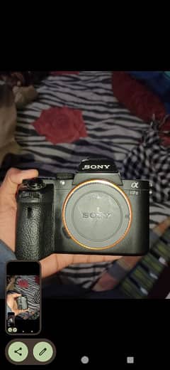 A7ii  sony full frame body 10/9 condition vvip chez ha