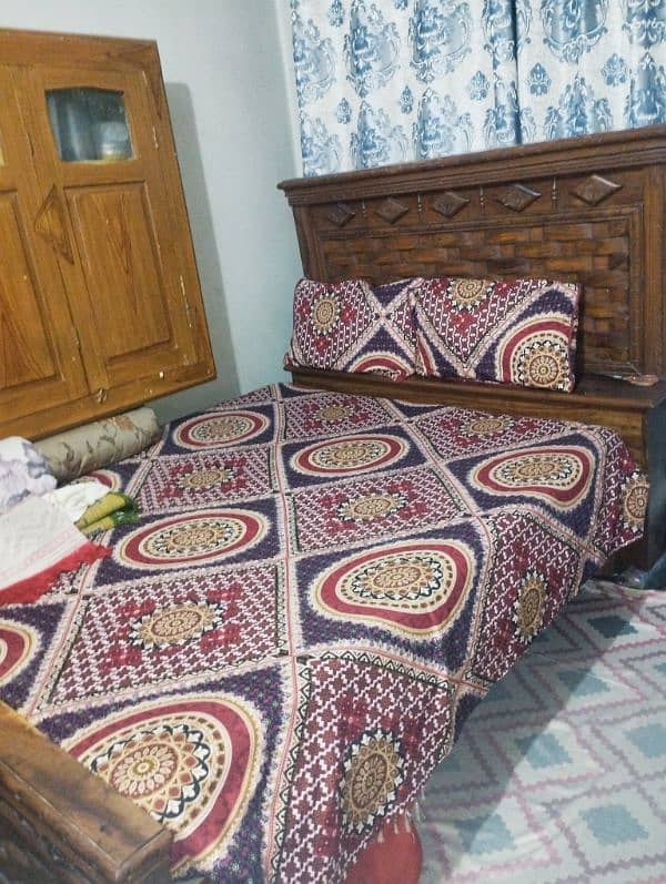 wooden bed 1