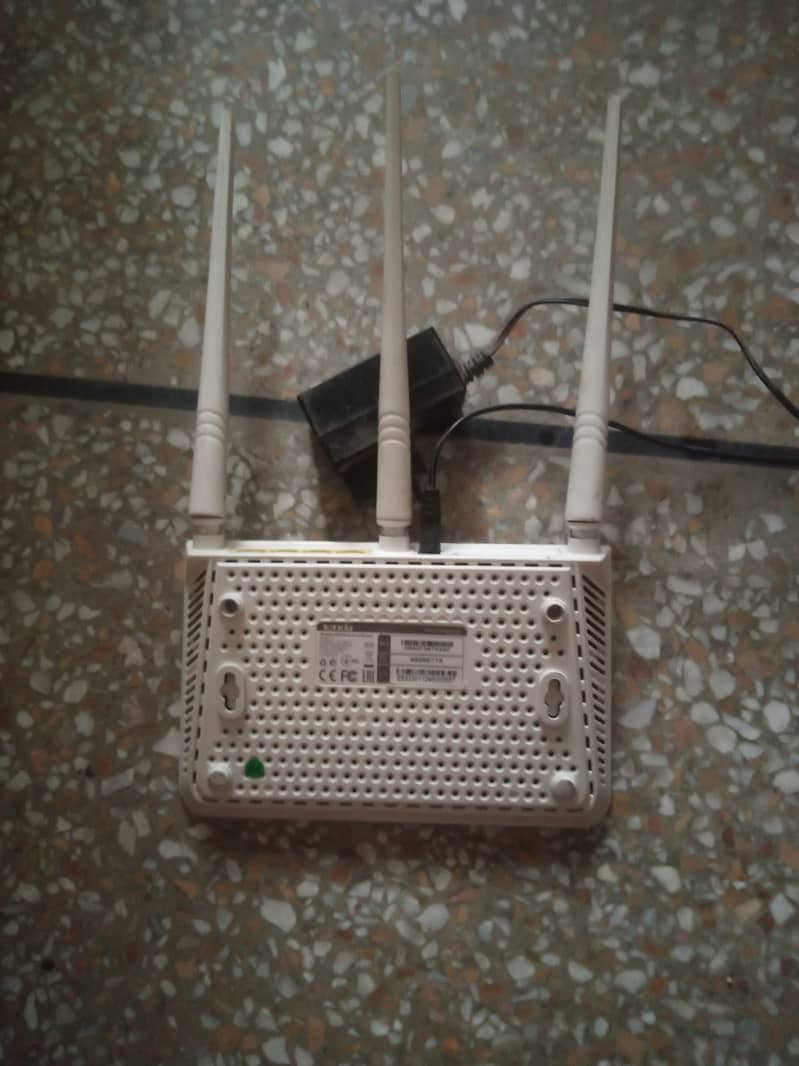 Tenda router 0