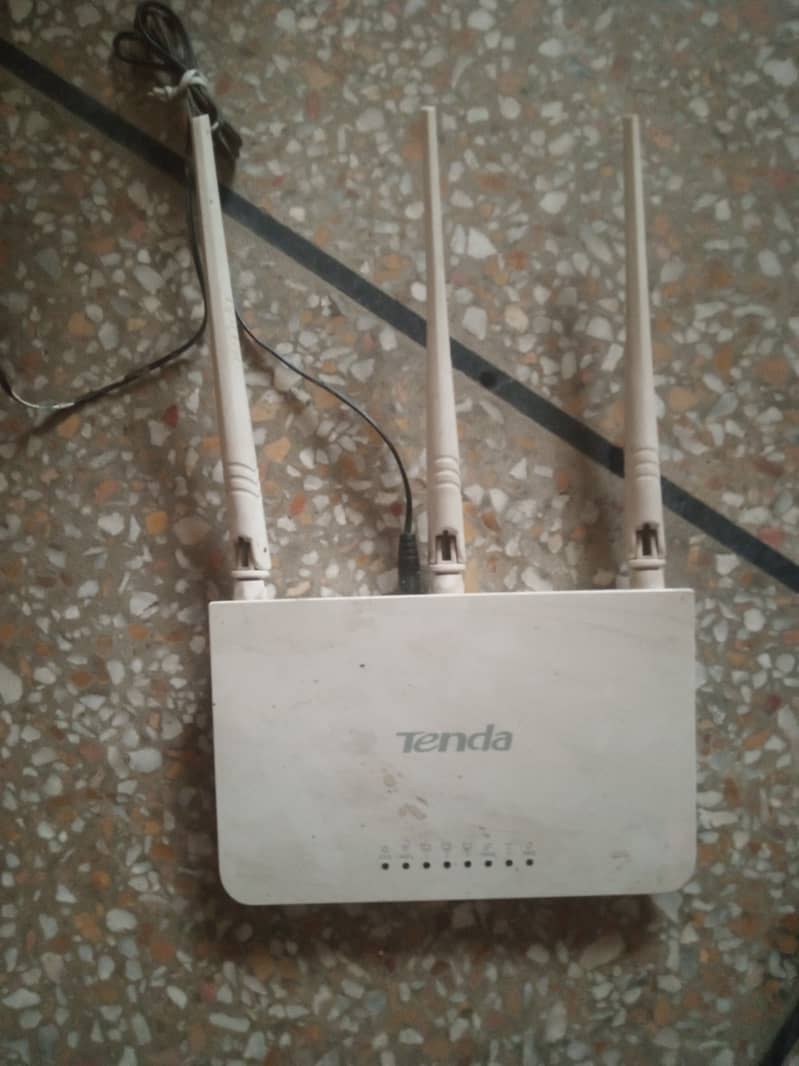 Tenda router 1
